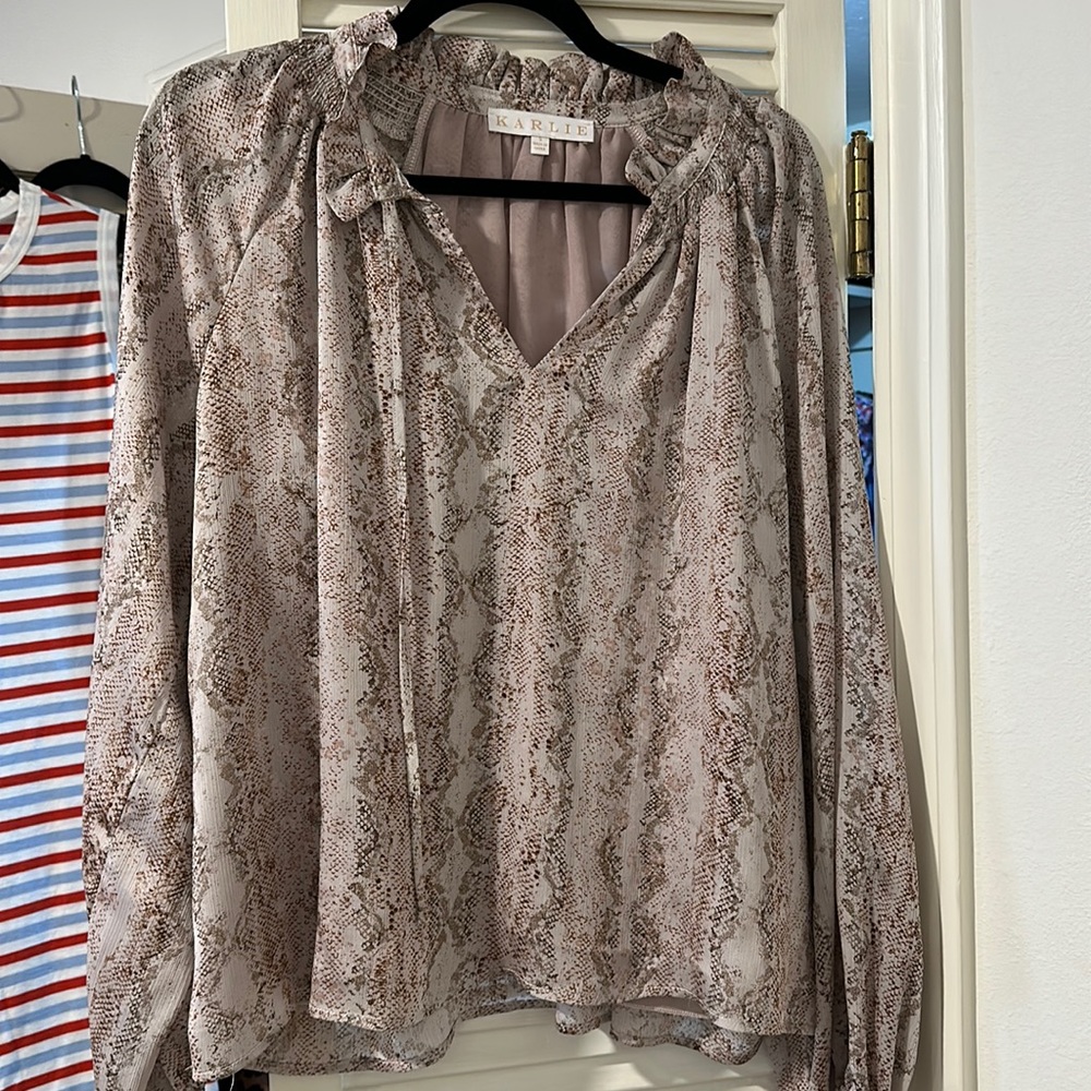Karlie Blouse